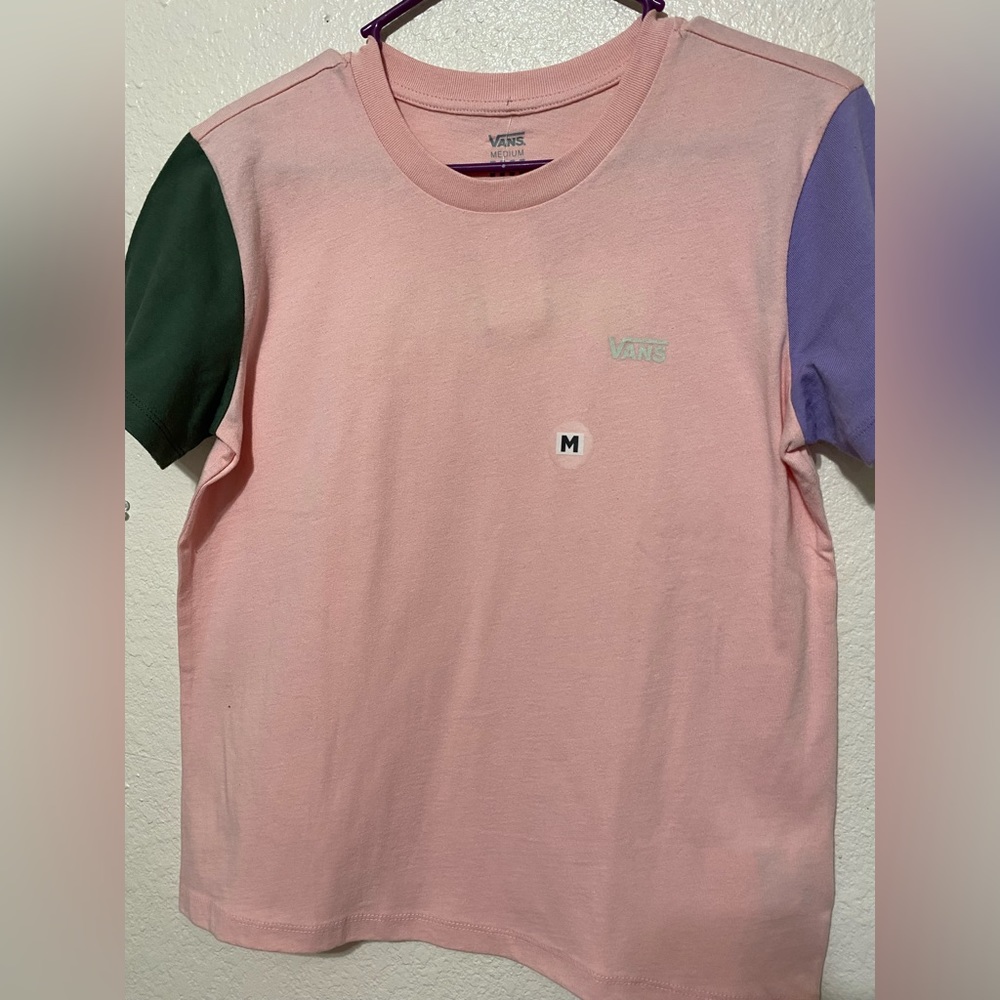 Never worn. Still has tag